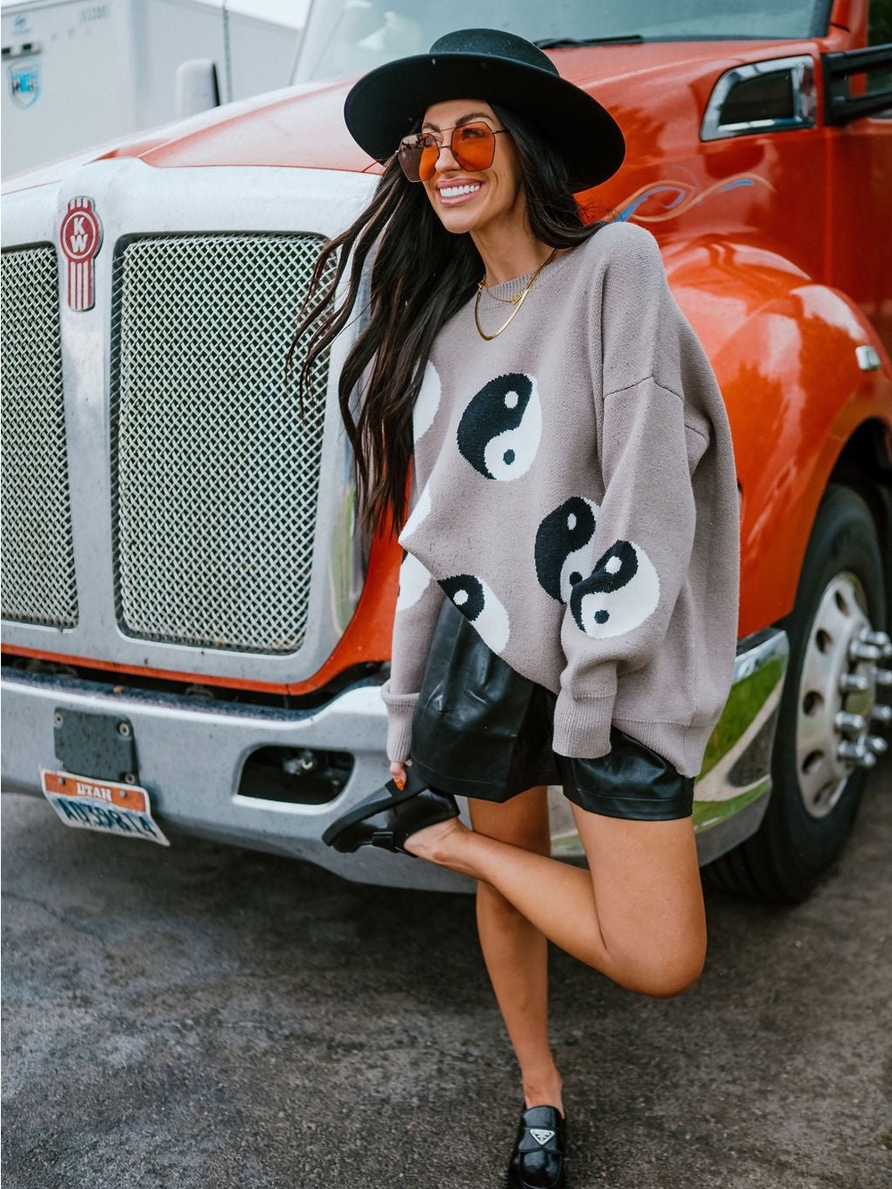 Dressed in LALA Karma Queen Yin and Yang Knit Sweater - Picture 4 of 12